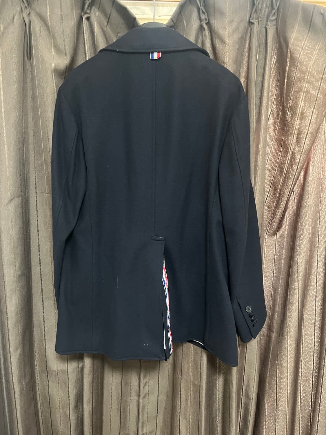 톰브라운 피코트 상품이미지4