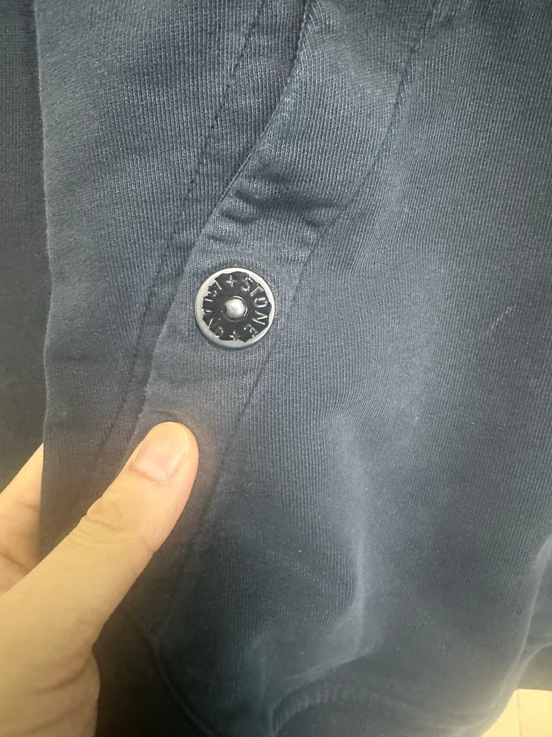 스톤아일랜드X슈프림 콜라보 s사이즈 후드티 블랙 상품이미지8