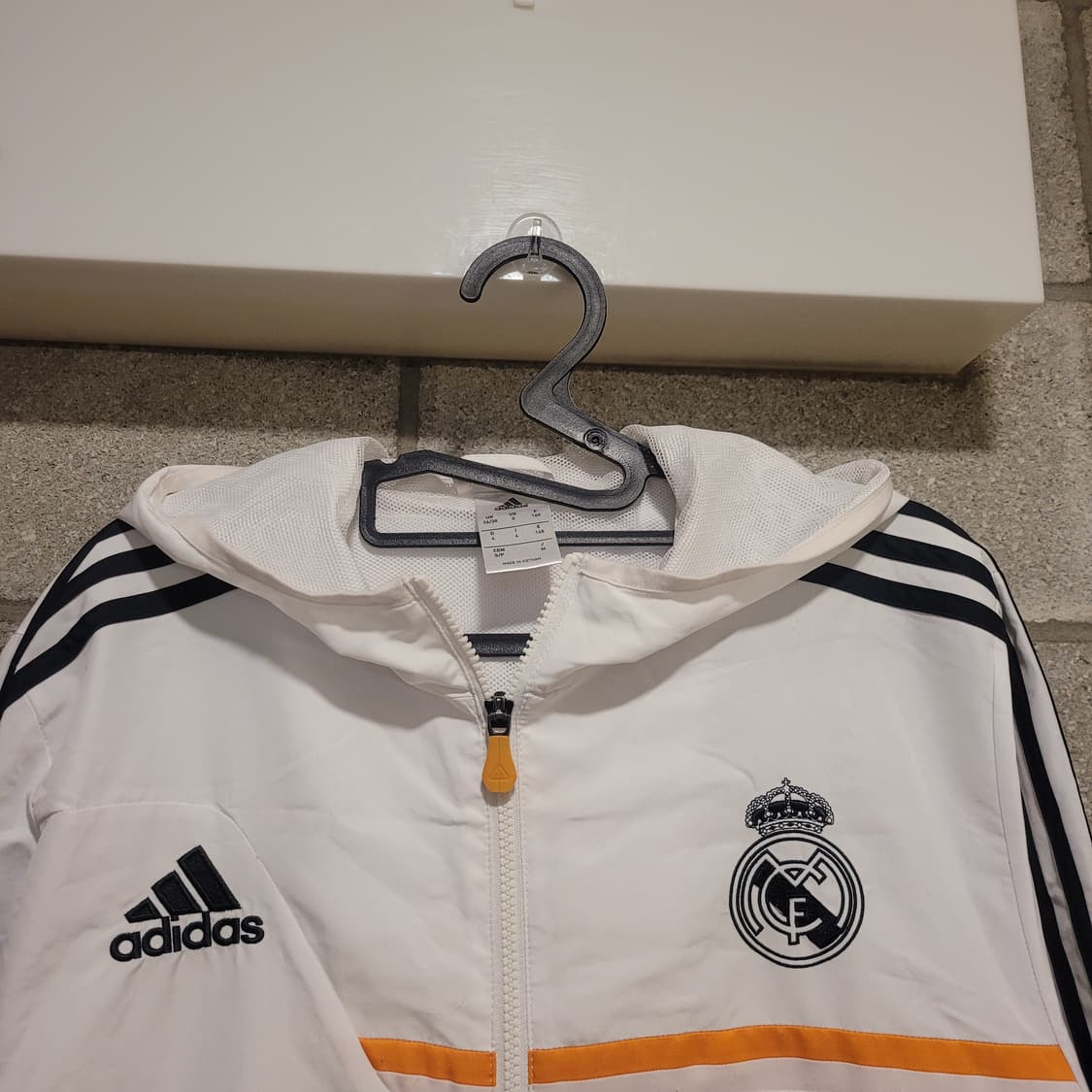 아디다스 레알마드리드 바람막이 S 상품이미지3