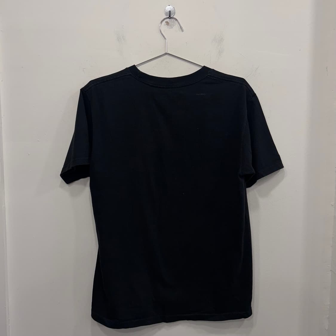 건즈 앤 로지스 2020 머챈다이즈 프린팅 반팔티 상품이미지5