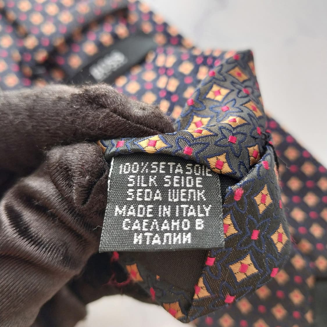 휴고보스 실크 블랙 기하 패턴 넥타이 9cm A+등급 K1845 상품이미지10