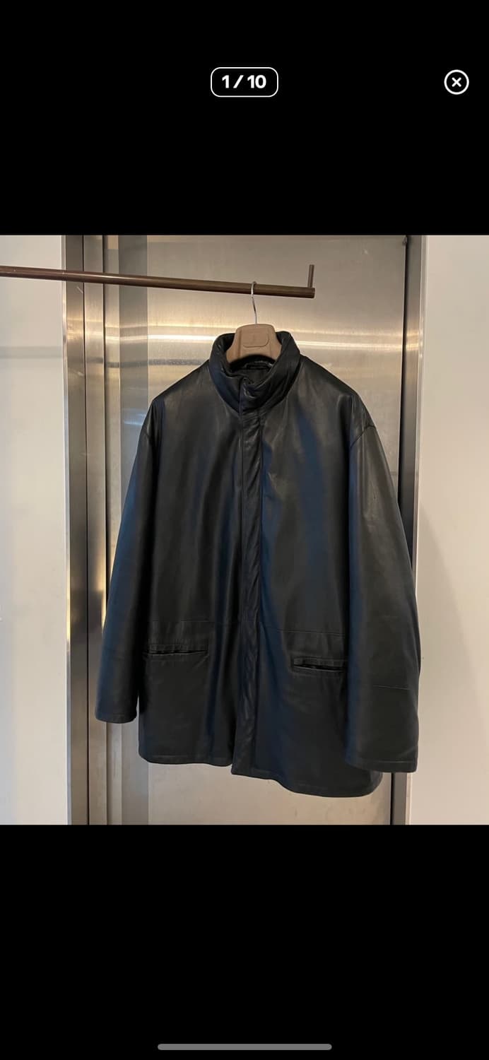 조르지오 아르마니 구스다운 램스킨자켓 구합니다 상품이미지1