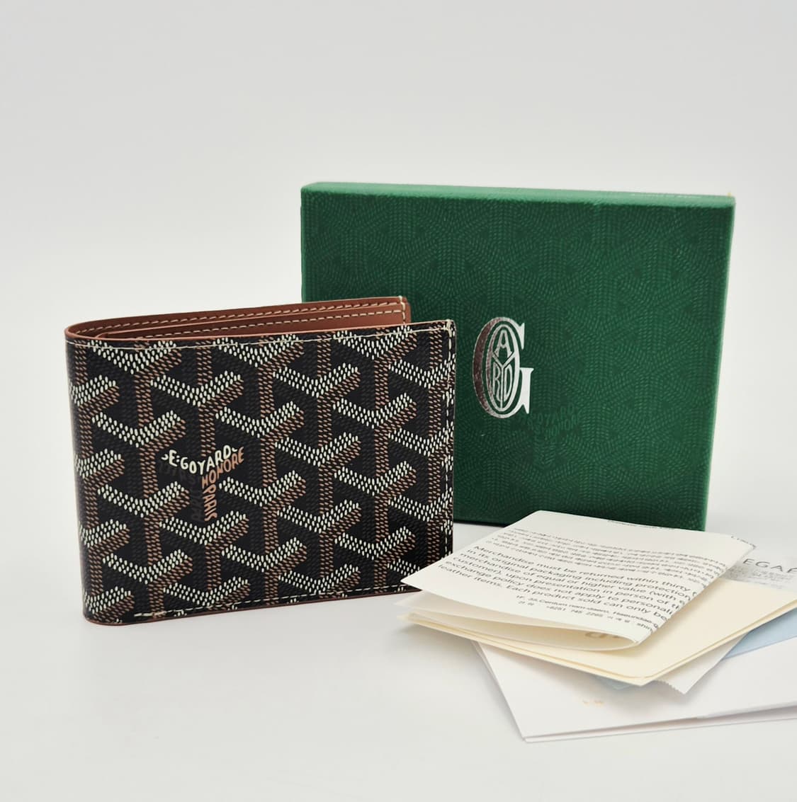 고야드 GOYARD의 클래식 반지갑 Victoire 8CC 상품이미지1