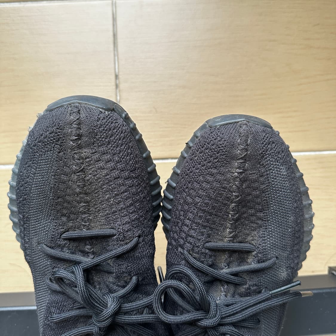 YEEZY BOOST 350 V2 상품이미지5
