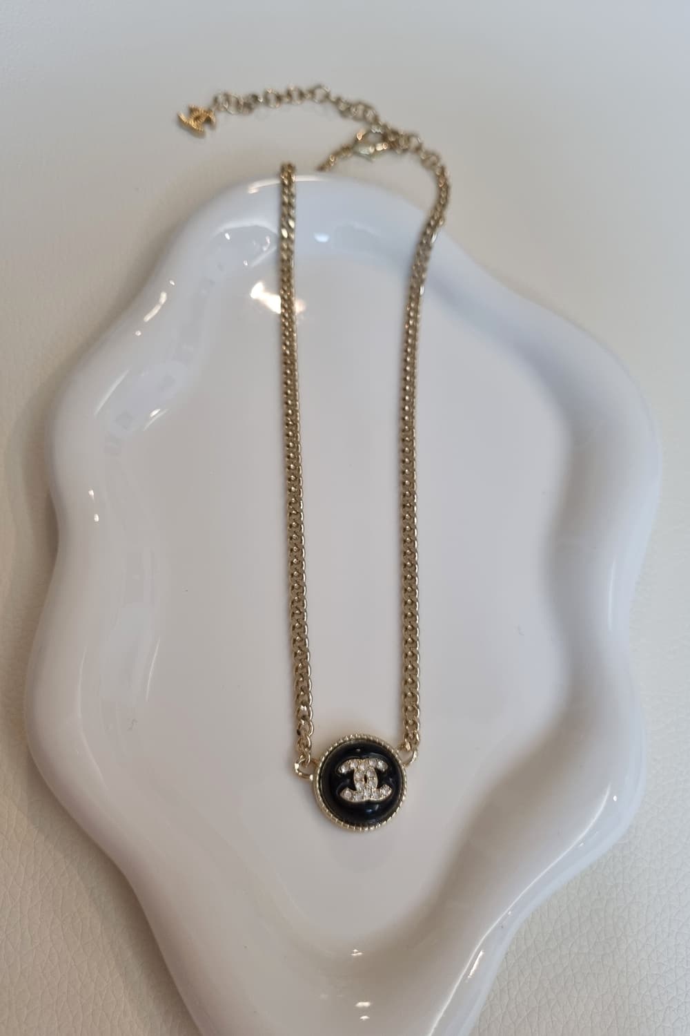 샤넬 블랙스톤 CC 체인목걸이 골드 업사이클링 상품이미지7
