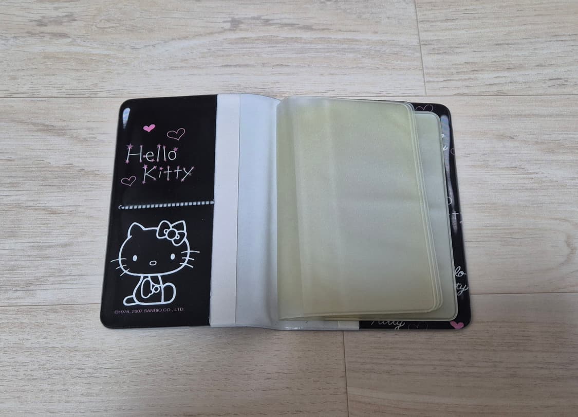 고전 산리오 헬로키티 블랙 여권 케이스 바인더 상품이미지2