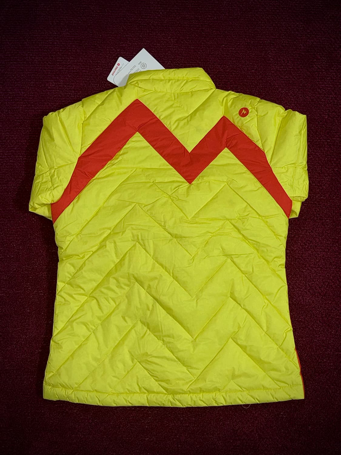 마모트 옐로우 경량 패딩 95 새상품 상품이미지4