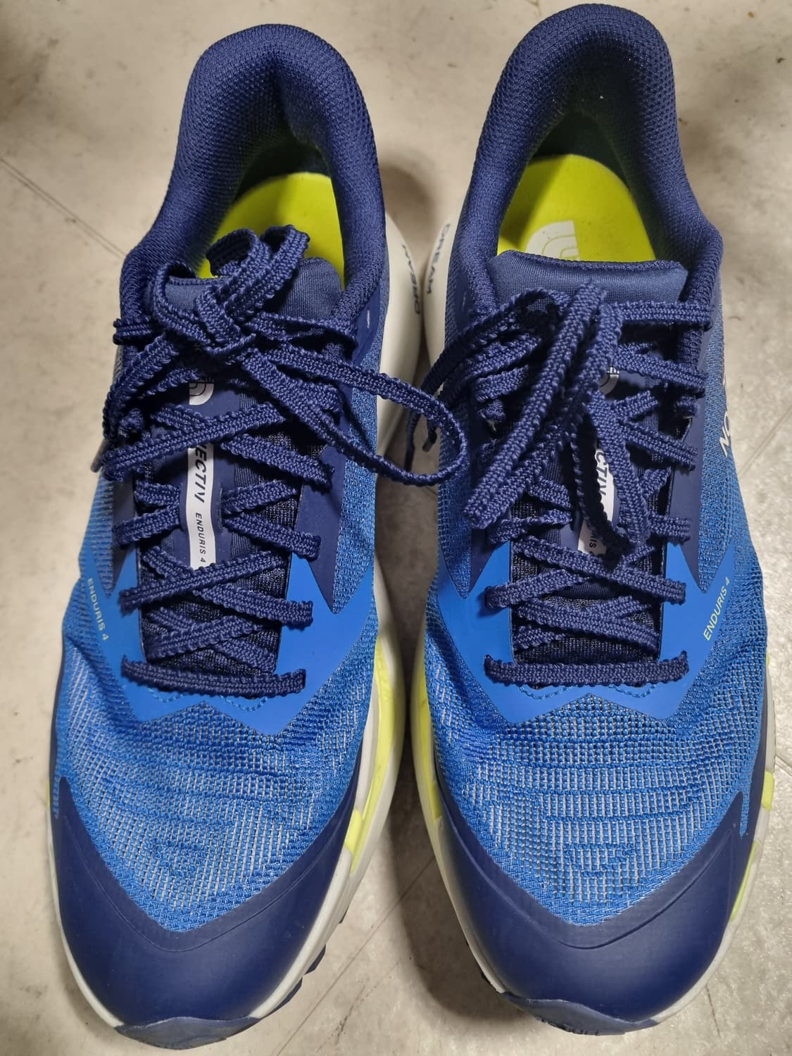 노스페이스 남성 벡티브 엔듀리스4  러닝화 상품이미지1