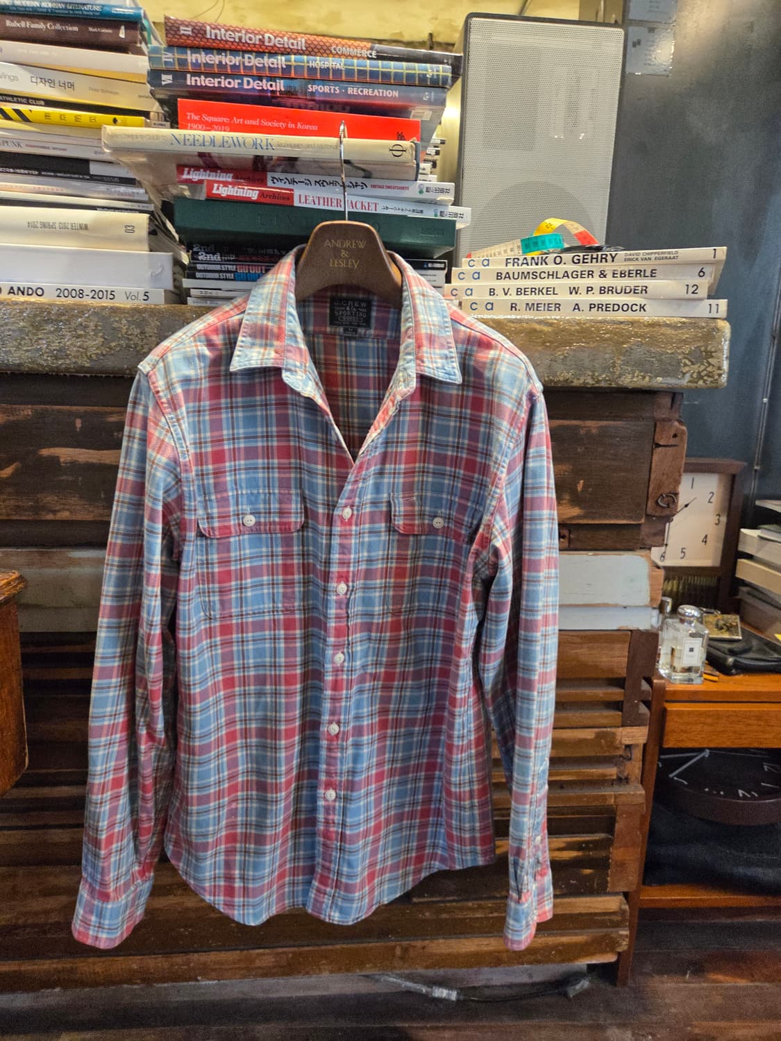 제이크루 아웃도어셔츠 상품이미지1