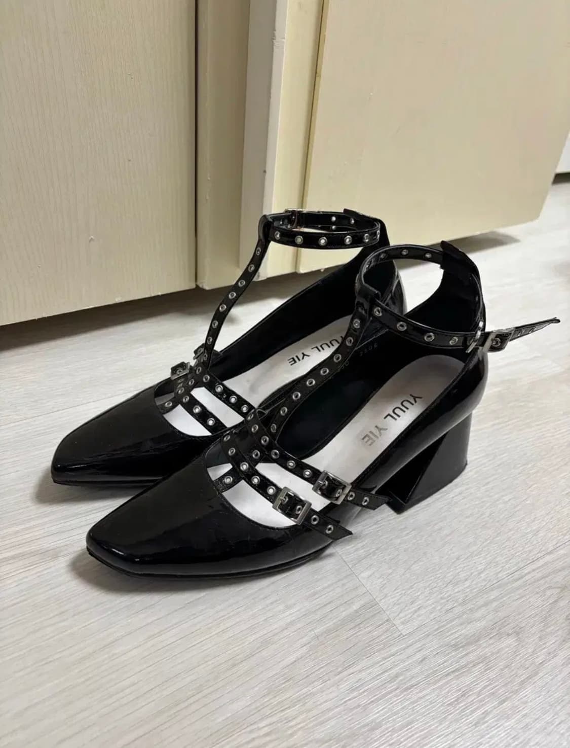 Yuul yie 구두 38사이즈 상품이미지1