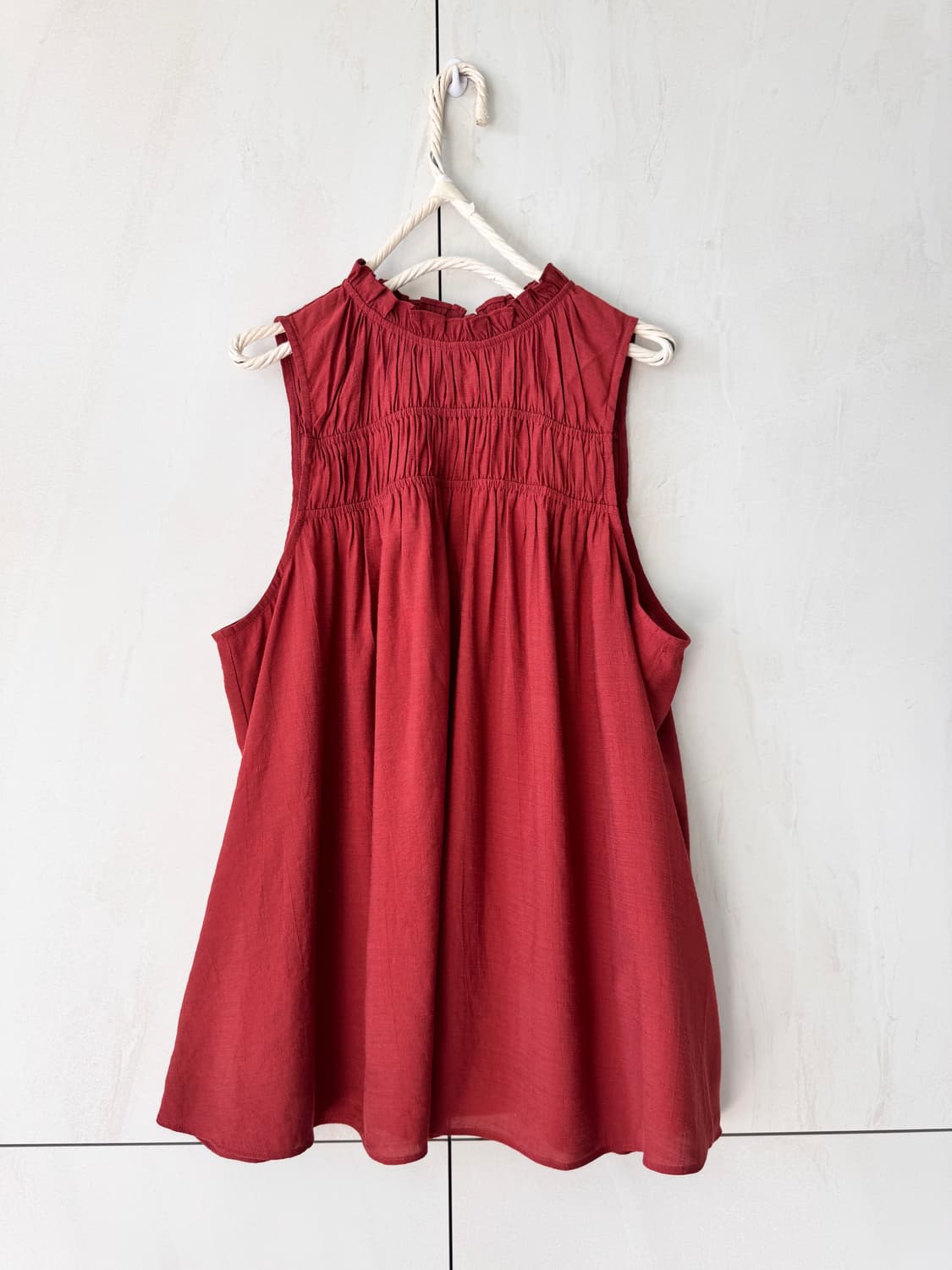 새상품 Nine West 레드 셔링 민소매 블라우스 M(55,66가능) 상품이미지1