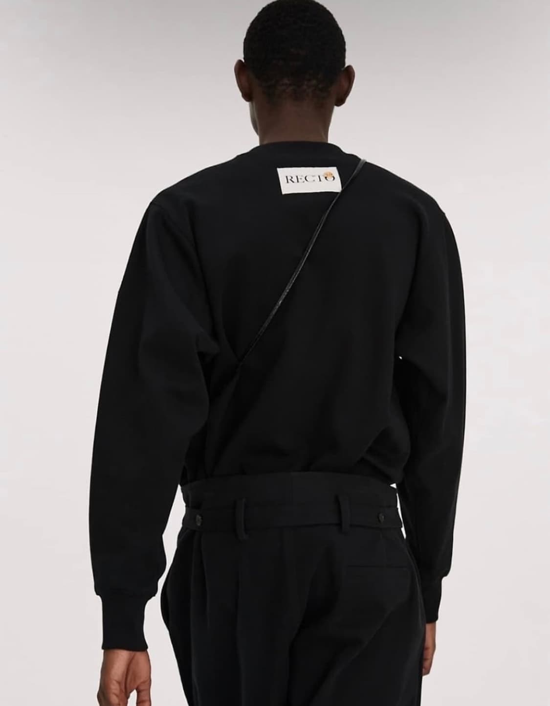 렉토 백로고 패치 블랙 스웨트셔츠 m사이즈 상품이미지2