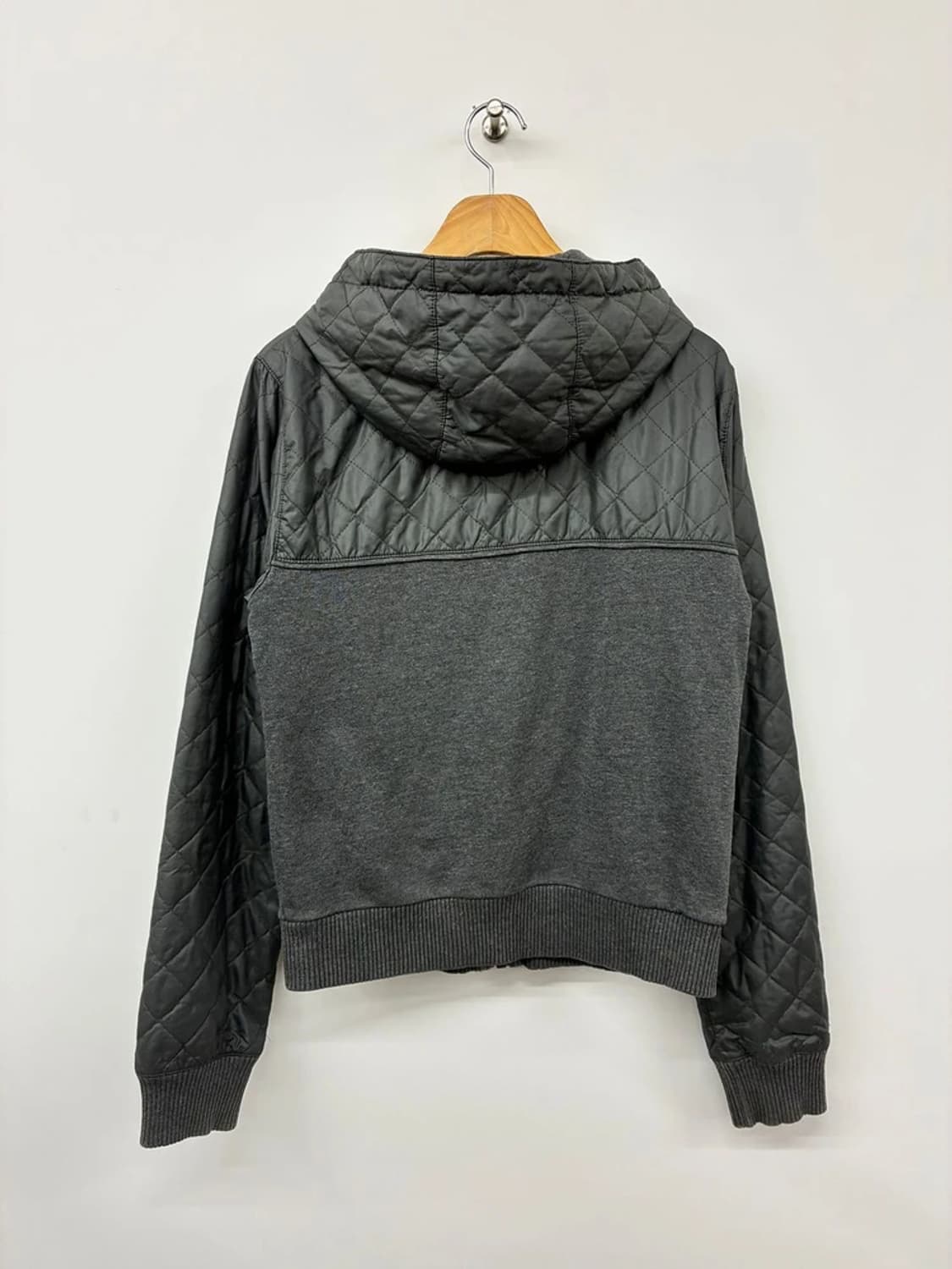 돌체앤가바나 00's 퀄팅 로고 후드 자켓 PN9773 상품이미지5