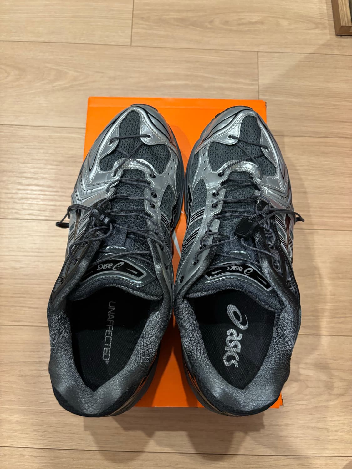 아식스 언어펙티드 젤카야노 14 실버문 270 상품이미지2