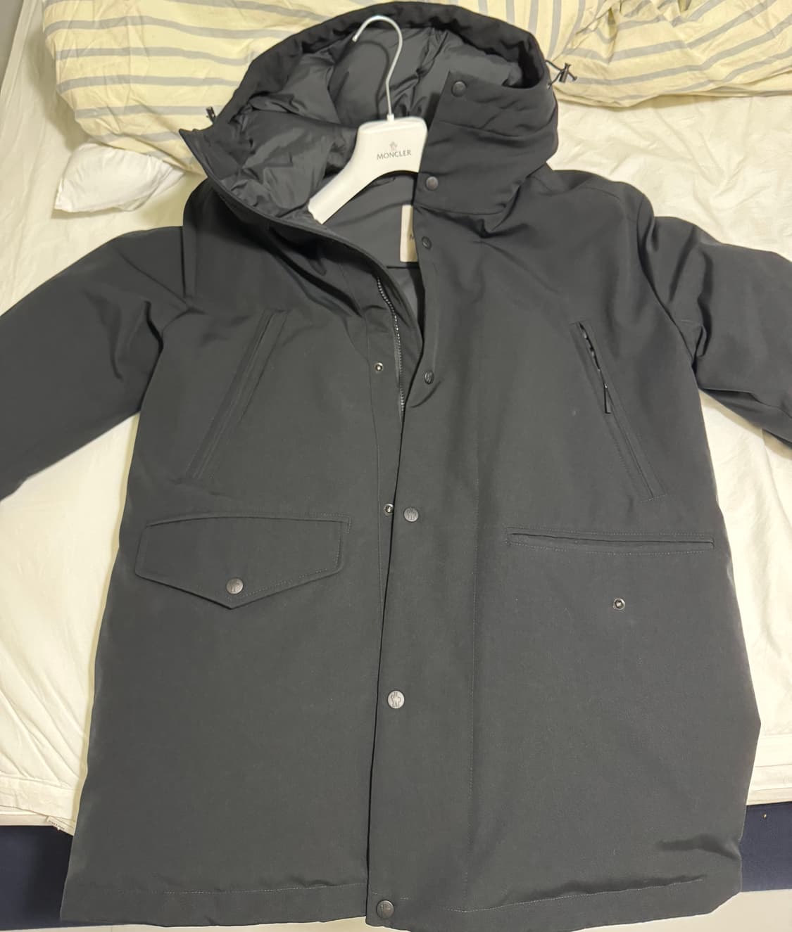 몽클레어 리브라도아 livradois 블랙 미디 다운 패딩 상품이미지5