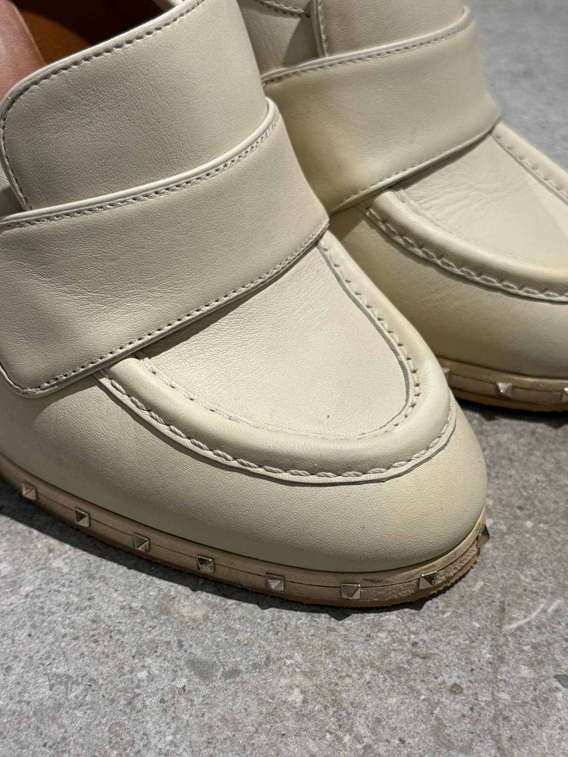 발렌티노 락스터드 로퍼 힐 37 상품이미지6