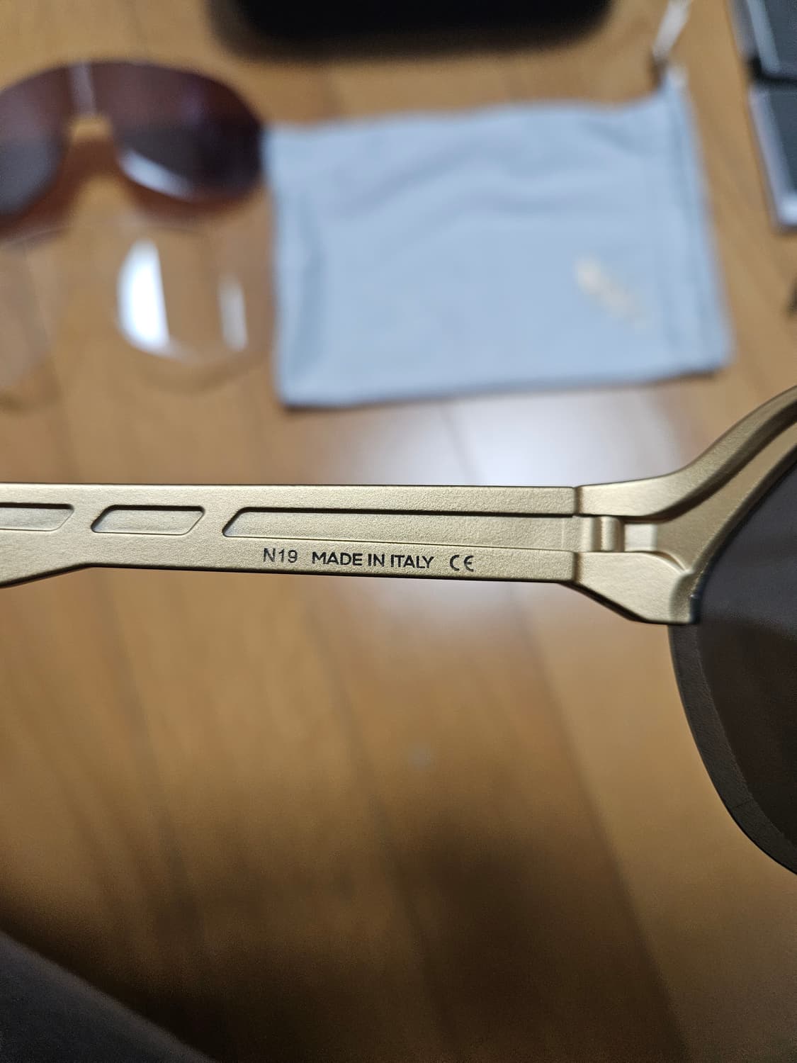 100% S2 피터 사간 LE 고글 화이트 골드 상품이미지5