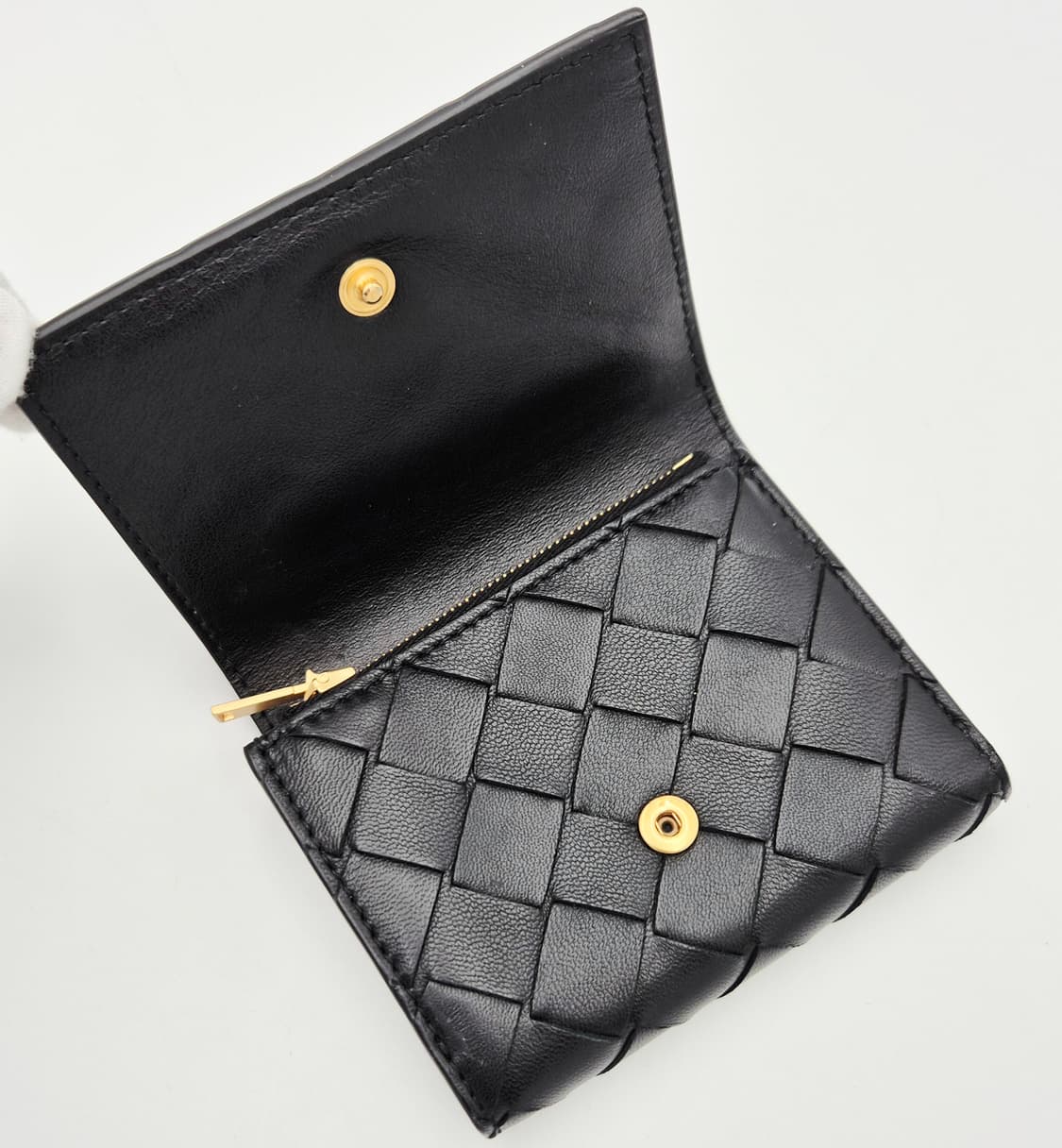 [중고명품셀렉트]보테가베네타 3단 반지갑 블랙 금장 지퍼 지갑 상품이미지8