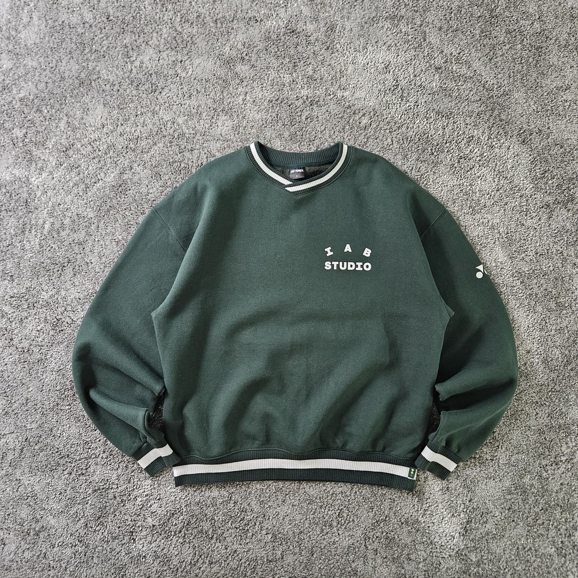 [무료배송] 아이앱스튜디오 x YONEX 맨투맨 상품이미지1