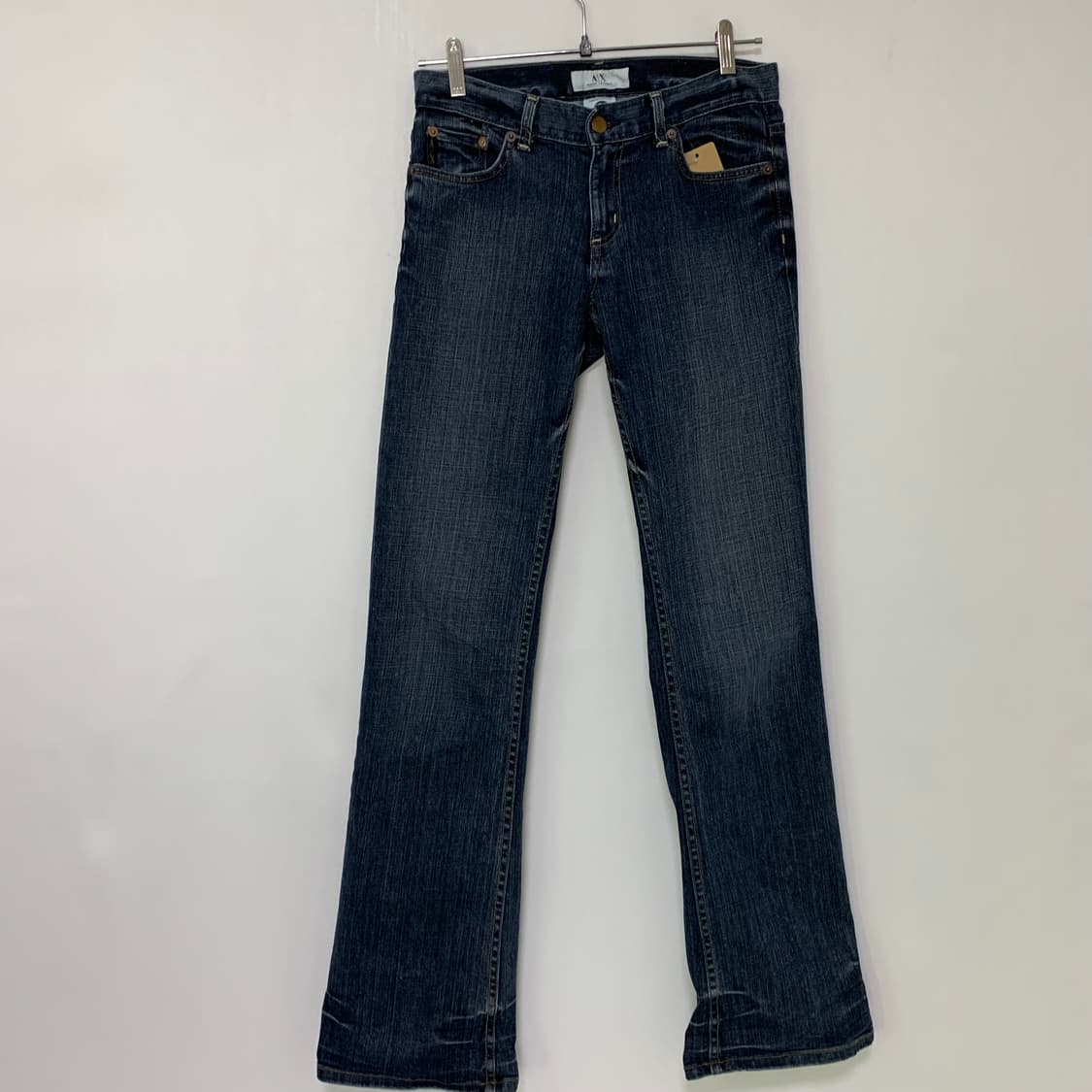 아르마니 익스체인지 로우라이즈 세미 부츠컷 데님 팬츠 25인치 상품이미지2