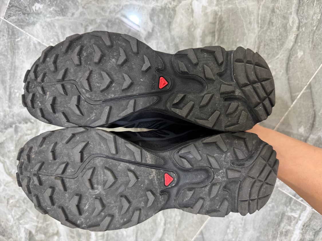 살로몬 xt-6 adv 블랙 270 사이즈 판매합니다. 상품이미지4