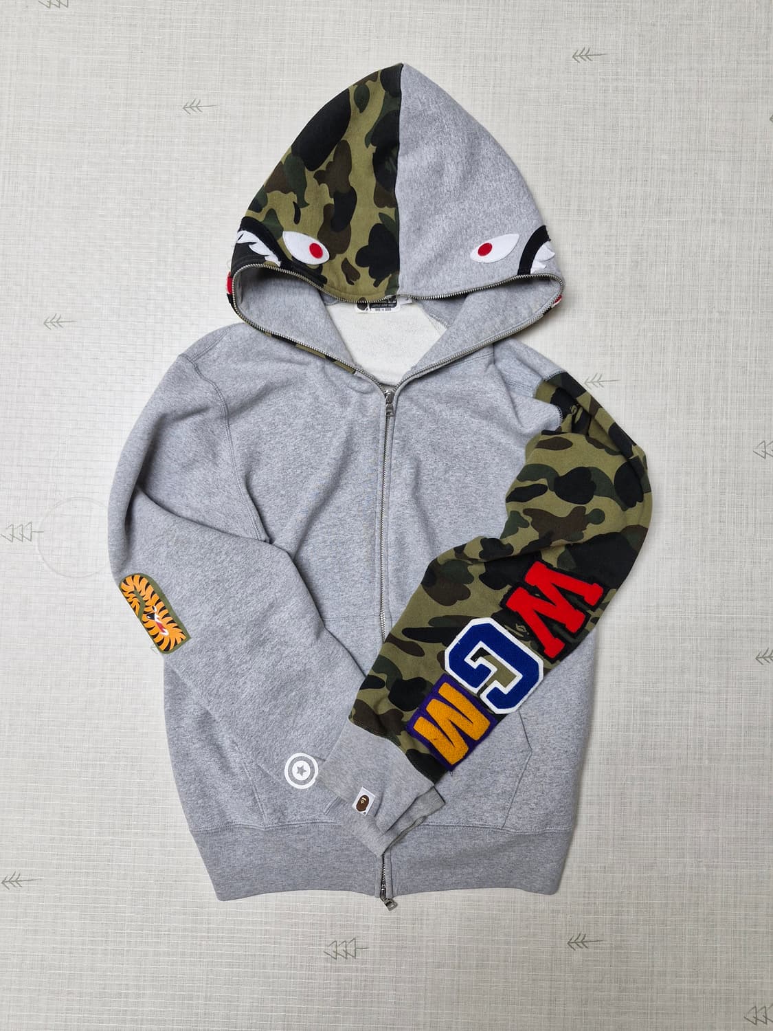 베이프 반카모 후드집업 총장66 상품이미지1