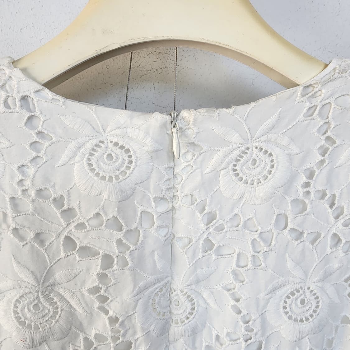 러블리 화이트 레이스 반팔 블라우스 상품이미지4