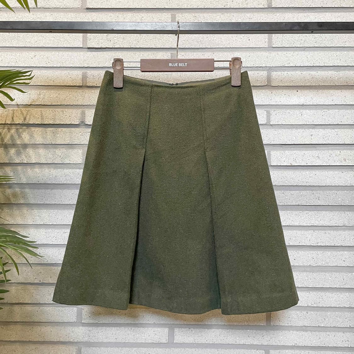 JPN VINTAGE 울 미디 스커트 핀턱 플레어 디테일 카키 상품이미지2