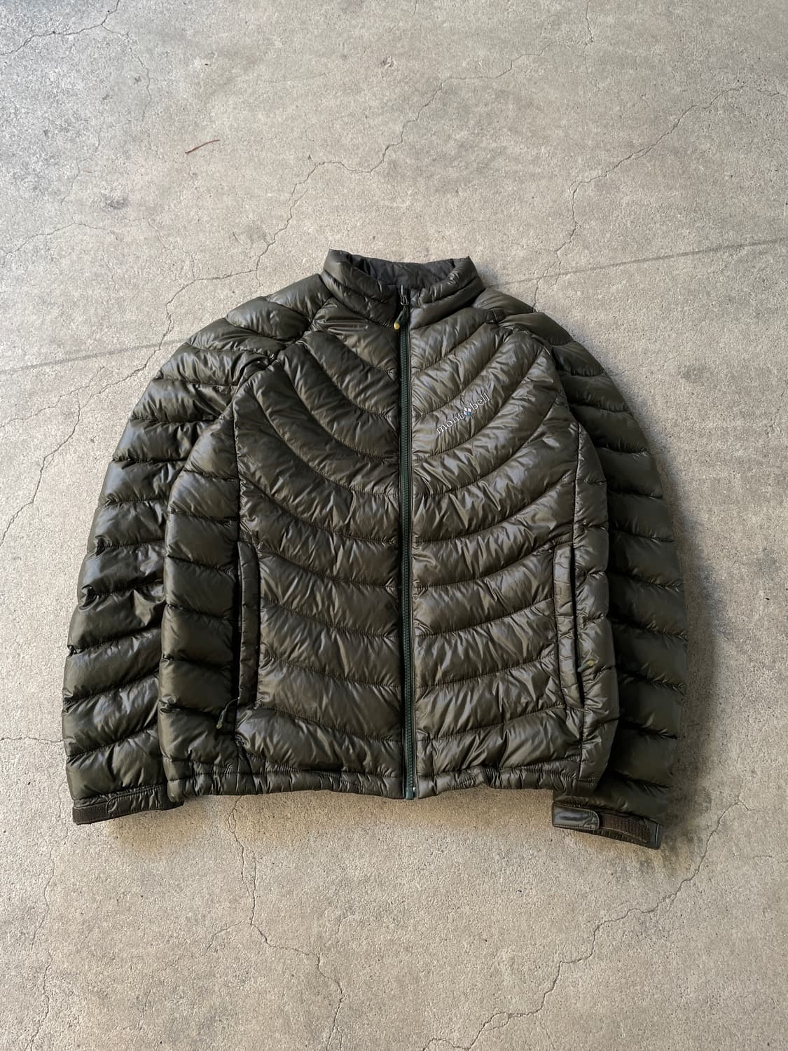  Mont-Bell Olive Light weight Down  상품이미지1