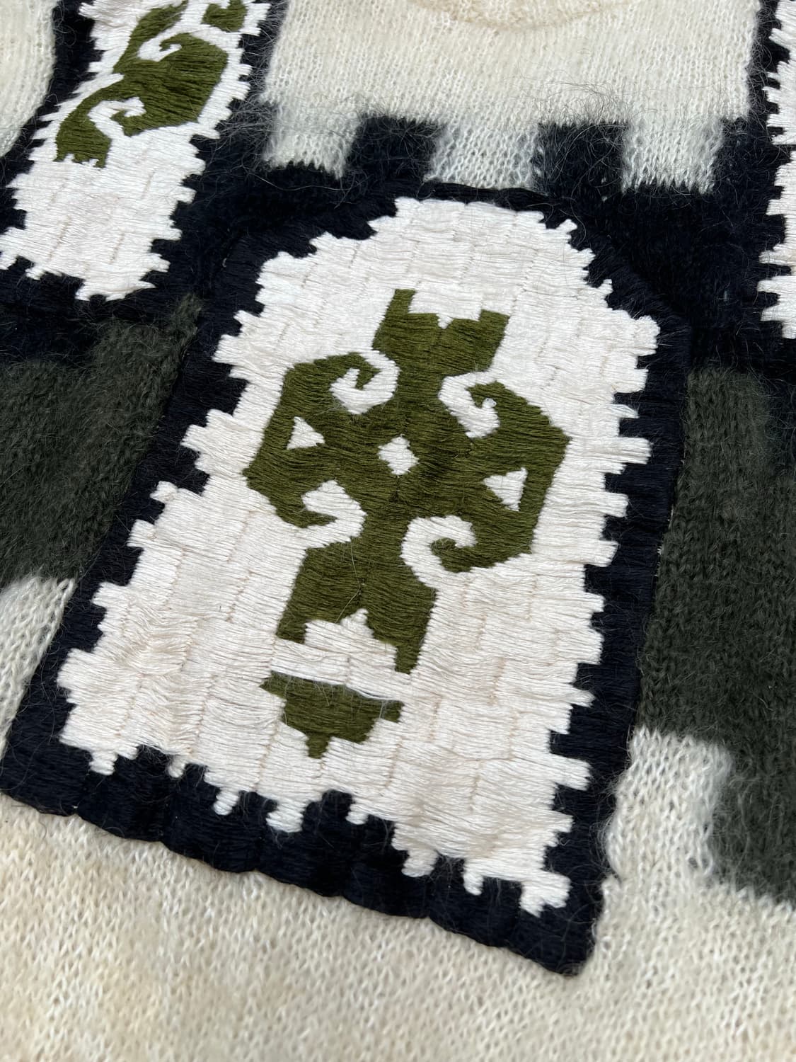VINTAGE MOHAIR NATIVE PATTERN 빈티지모헤어니트 상품이미지6