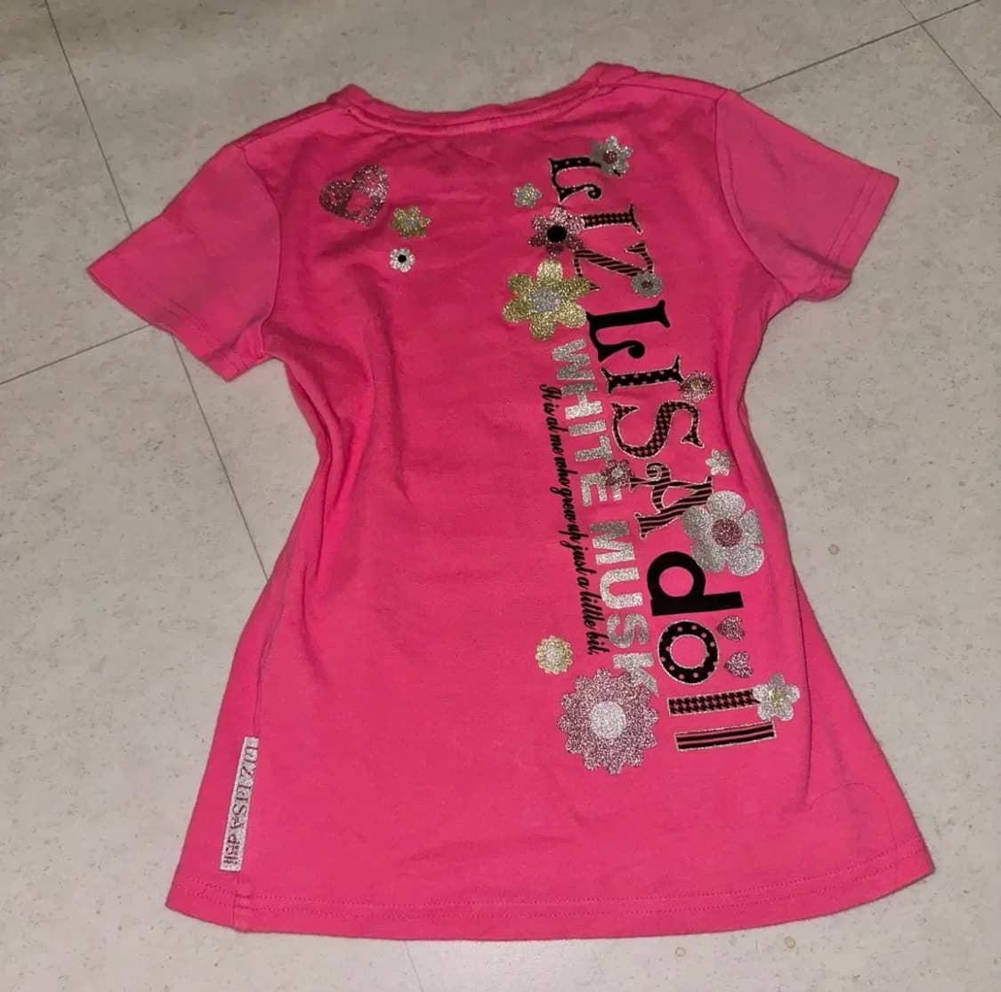 리즈리사 핫핑크 반팔 프린팅 티셔츠 슬림핏 갸루 상품이미지3