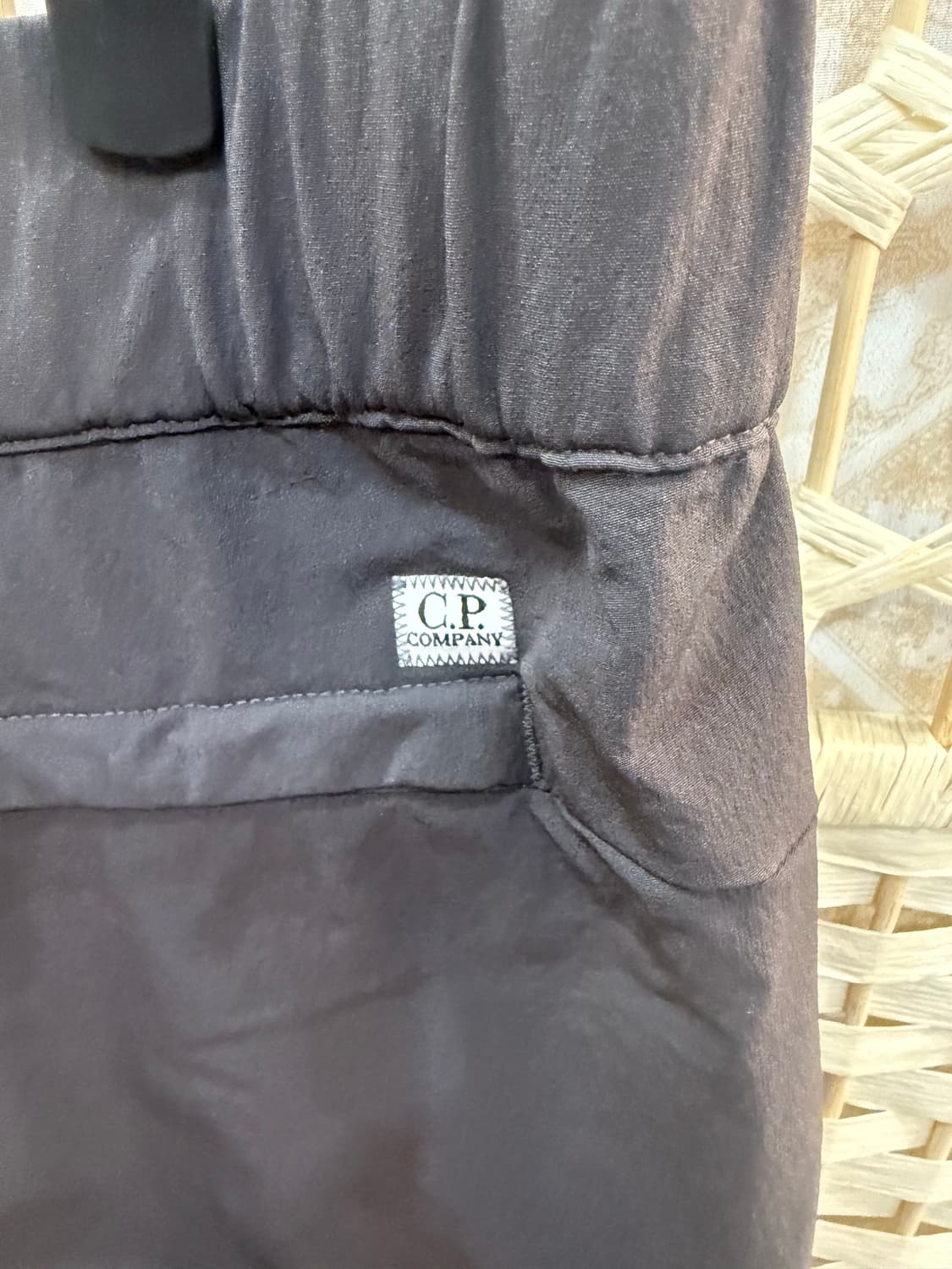 48/32/24ss 정품 cp컴퍼니 크롬-R 조거팬츠 팝니다 상품이미지10