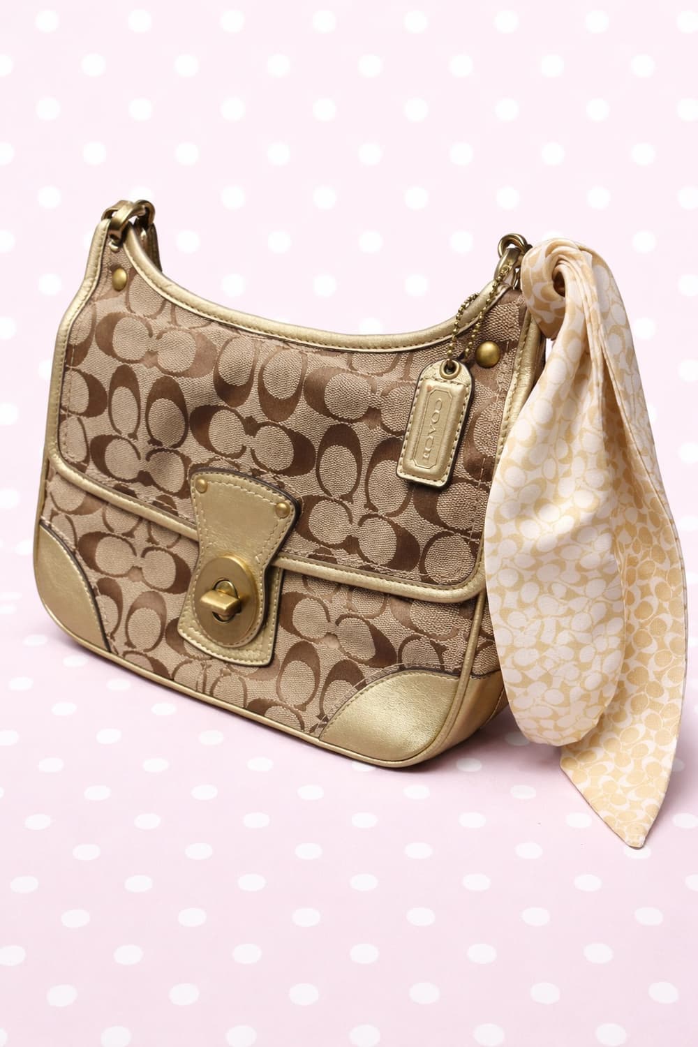 코치 Y2K 갸루 턴락 크로스백 상품이미지1