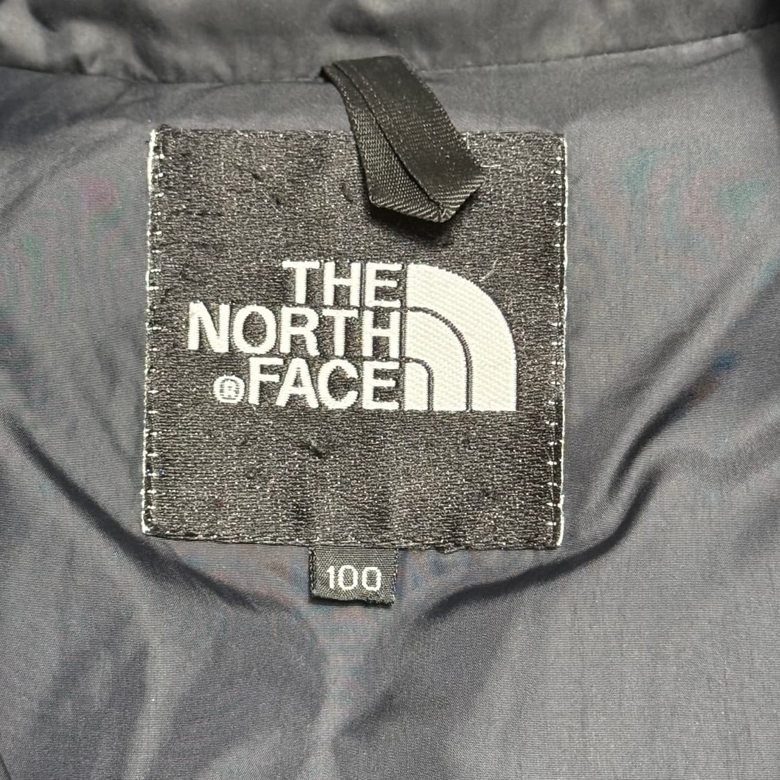 100 노스페이스 눕시 700 블랙 패딩 상품이미지4