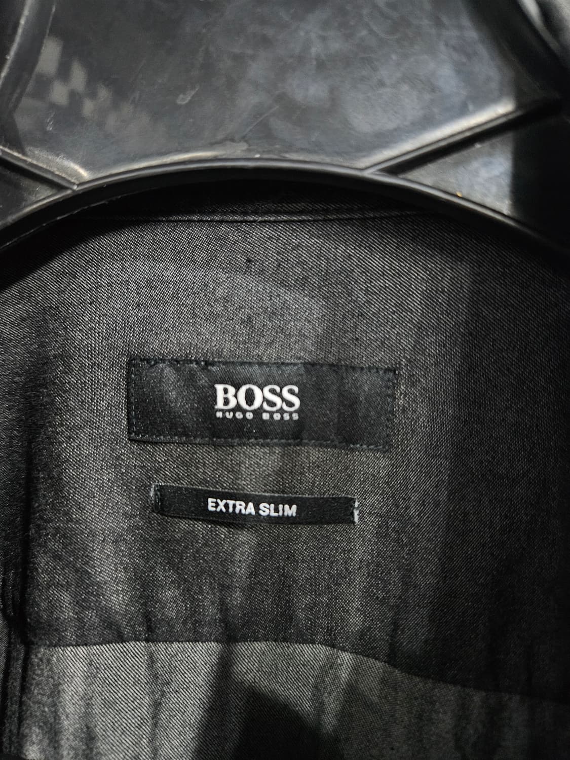 휴고보스 유광블랙 남성 슬림핏 100 긴팔셔츠  상품이미지3