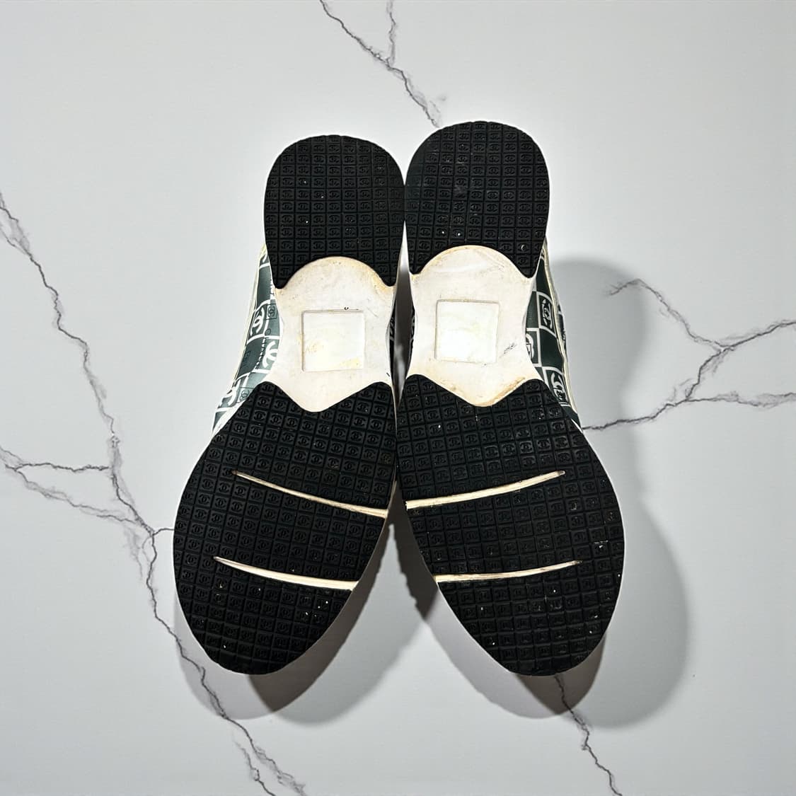 38/ 샤넬 04AW CC로고 로우탑 스니커즈 상품이미지9