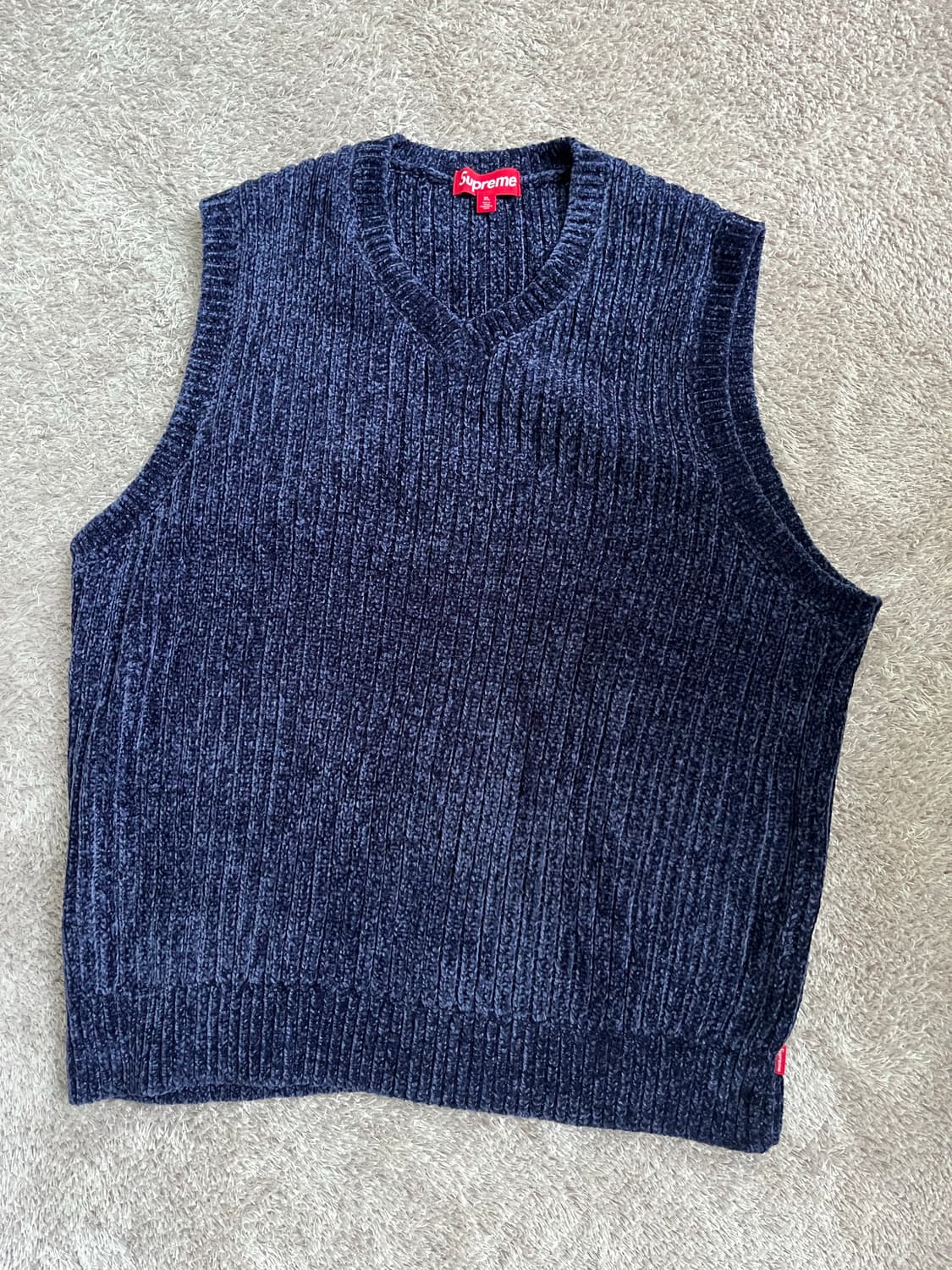 슈프림 셔닐 스웨터 베스트 네이비 상품이미지2