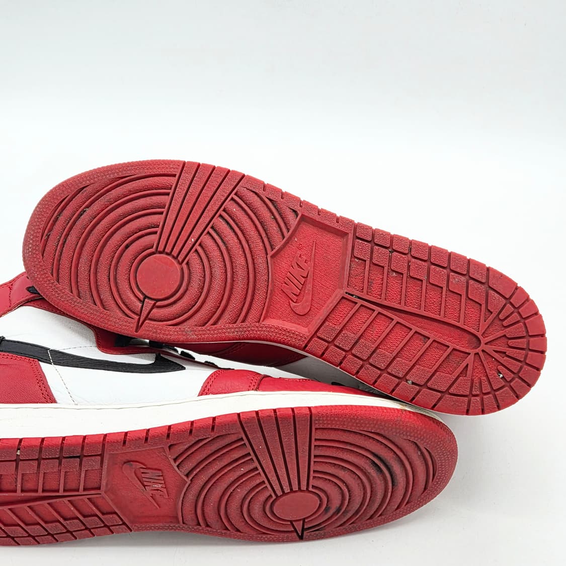 나이키 우먼스 에어 조던 1 레블 XX 시카고 (275) 상품이미지3