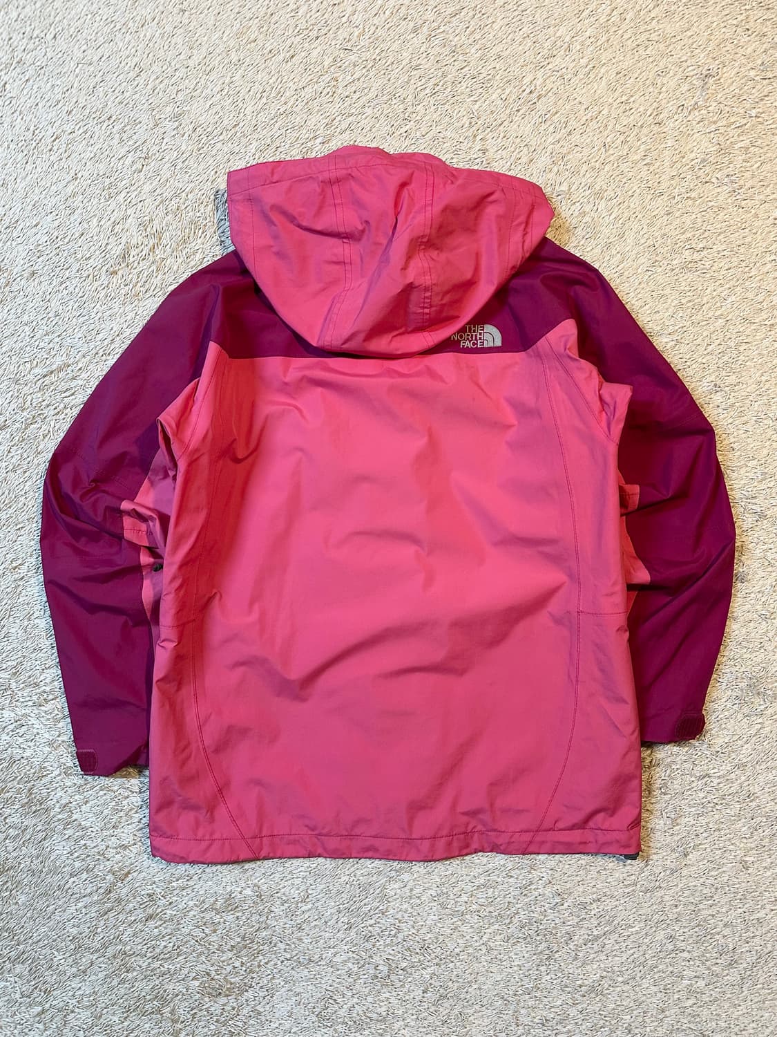 노스페이스 써밋 시리즈 고어텍스 배색 바람막이 자켓 핑크 상품이미지3