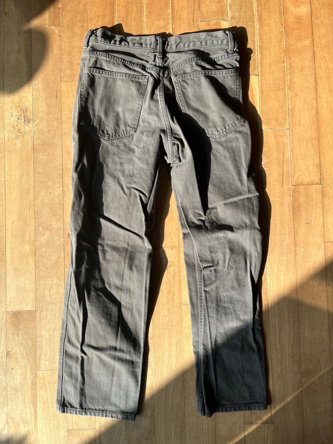 유니클로 u 레귤러피트 진 브라운그레이 31 상품이미지4