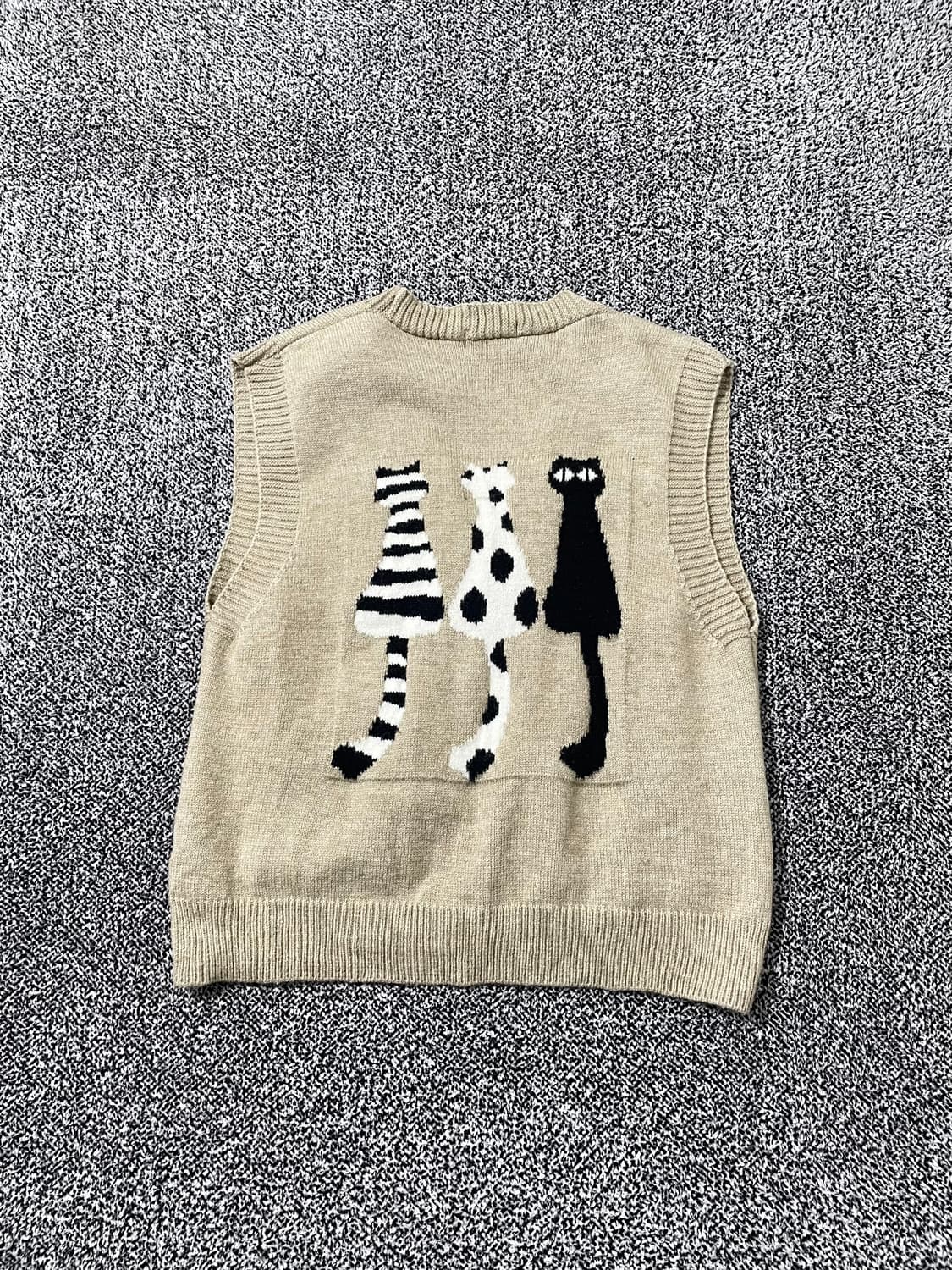 vinteちきゅ. TRUVER  네코 모리걸 니트 조끼 가디건 고양이 상품이미지2