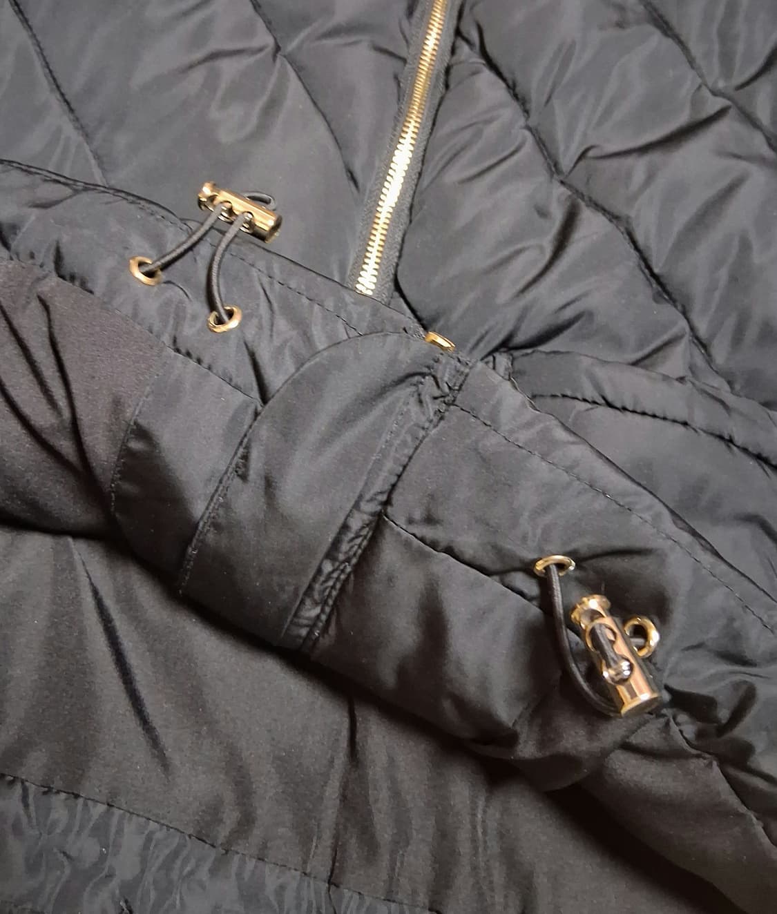 자라 ZARA 퀼팅 숏패딩 xs 상품이미지3