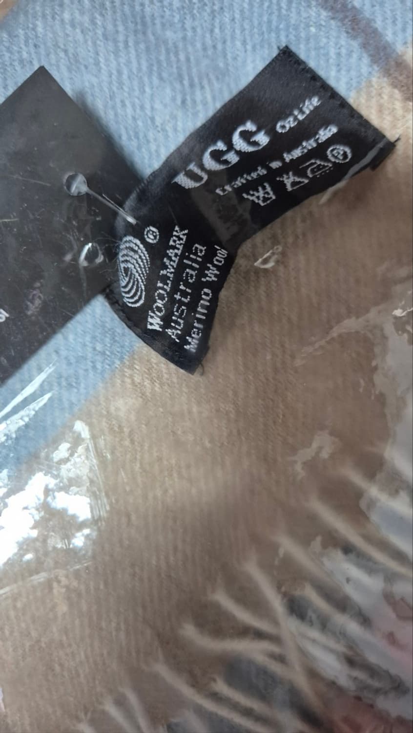 어그 울 머플러 새상품  상품이미지4