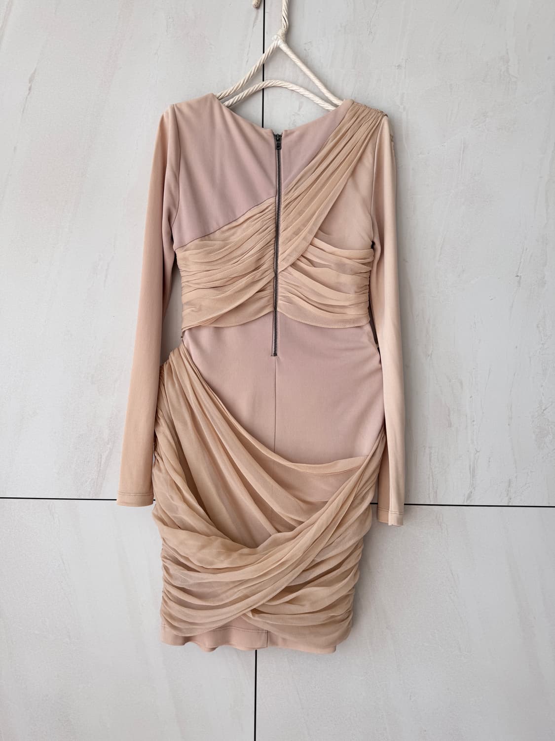 Alice + Olivia 셔링 실크 원피스 베이지4사이즈(44사이즈) 상품이미지2