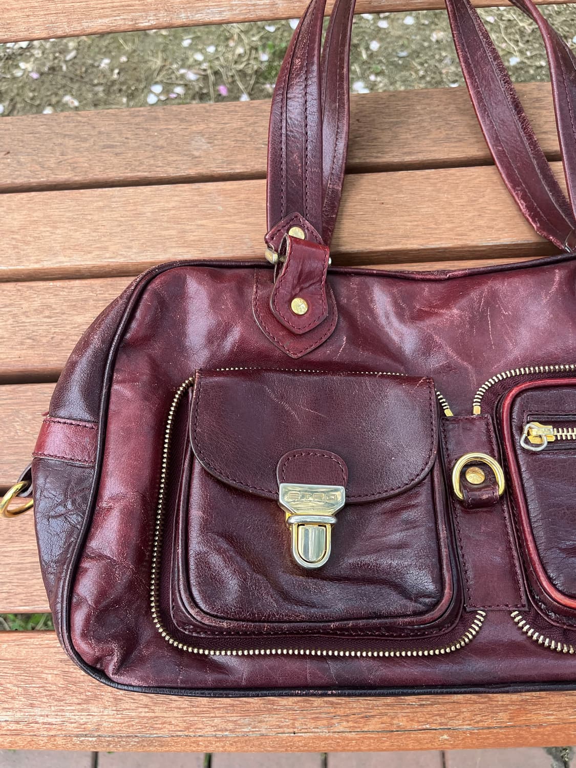 이탈리아 제작 하이엔드 레더, ETRO 버건디 토트백 ✨ 상품이미지3