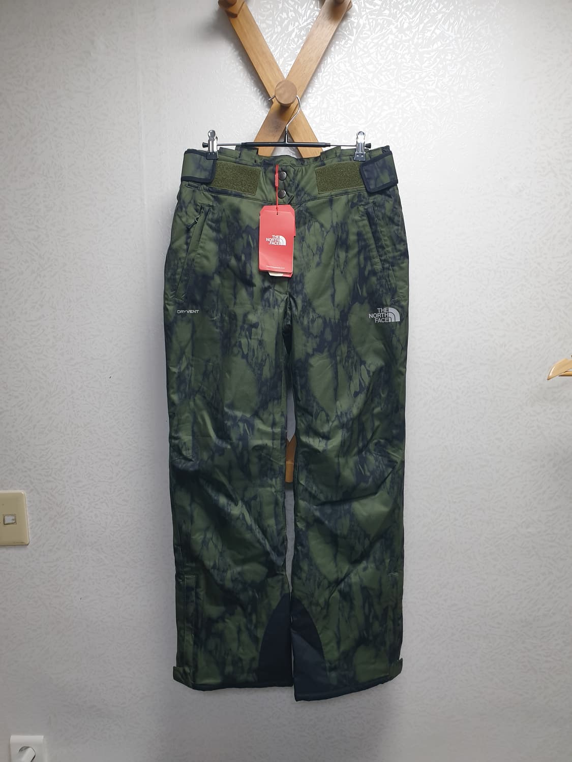 [새상품/여30] 노스페이스 카모 그래피티 스키복바지 상품이미지1