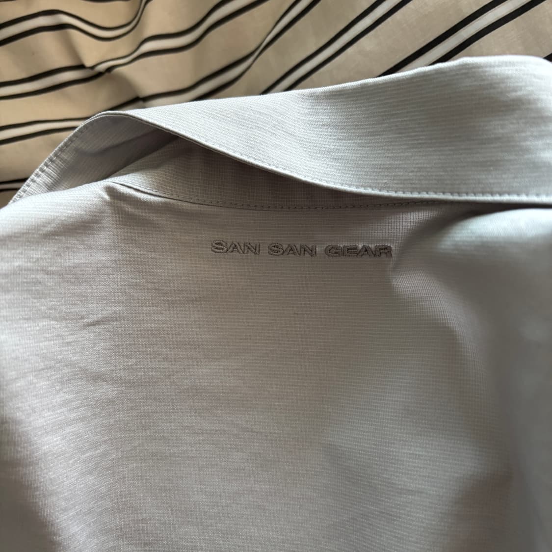 (새상품)산산기어 비저널 포켓 셔츠 회색(2 size) 상품이미지9