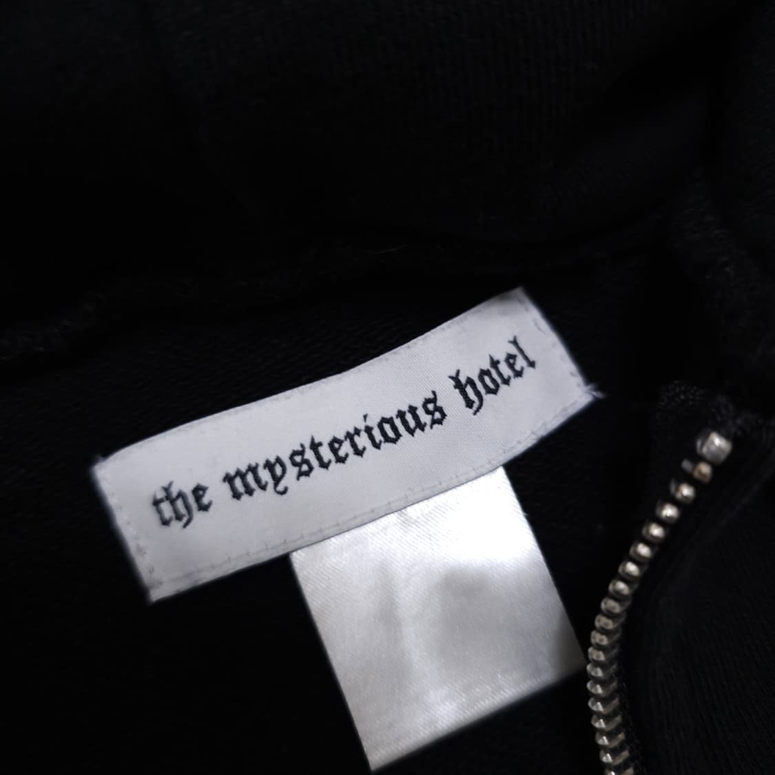 더미스테리어스호텔 데빌 후드 집업 상품이미지4