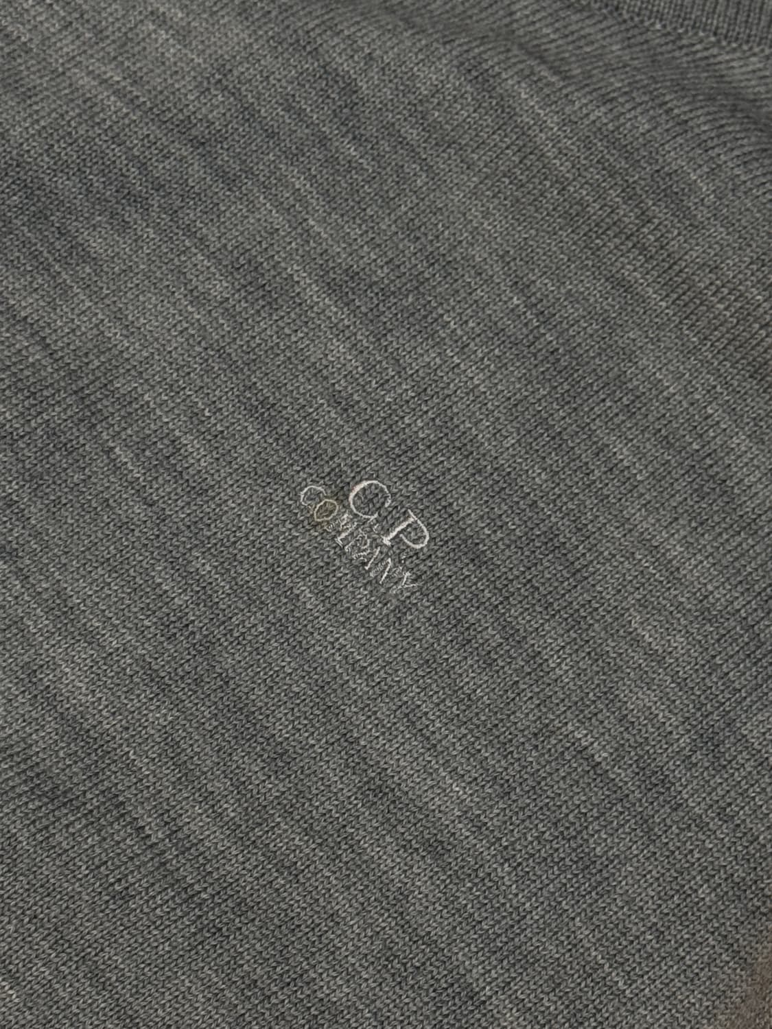 CP company 브이넥 상품이미지2