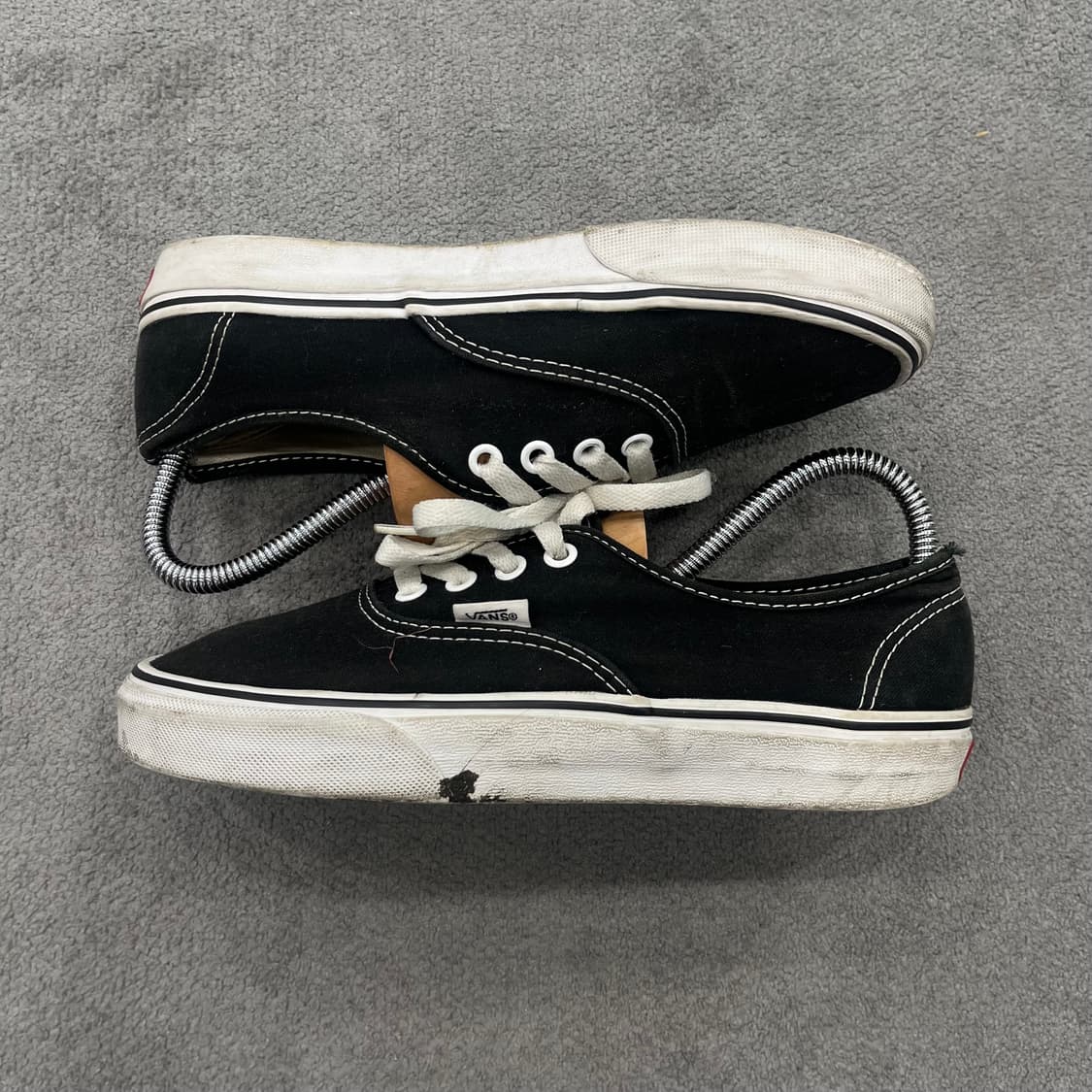 240 반스 어센틱 스니커즈 상품이미지2